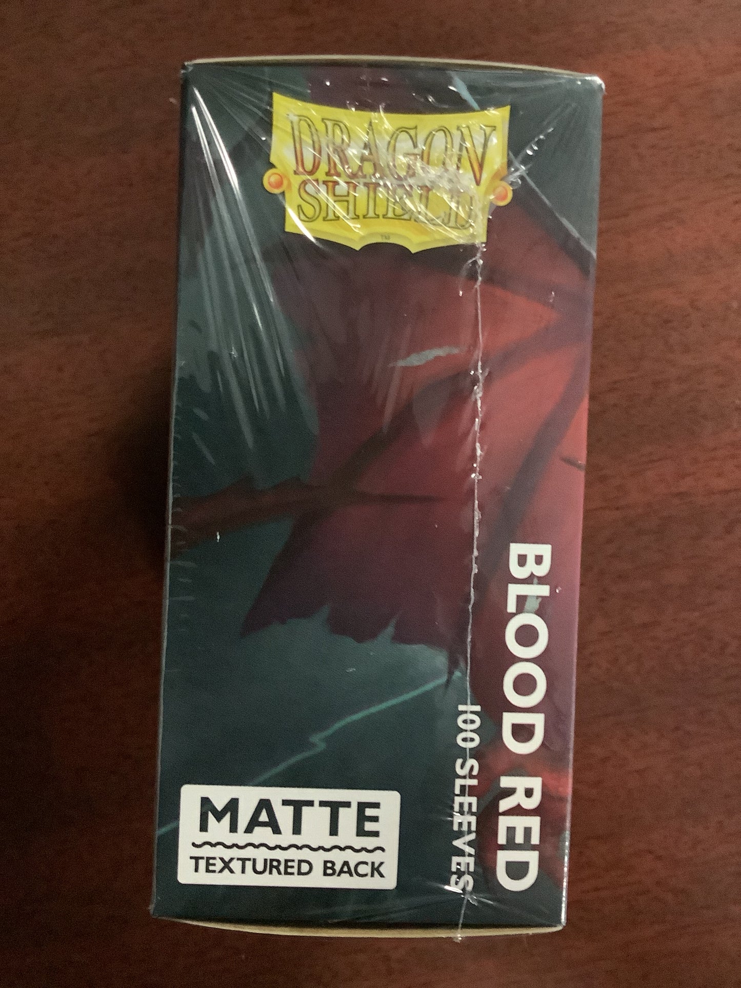 Dragon Shield - Blood Red 100 matte sleeves
