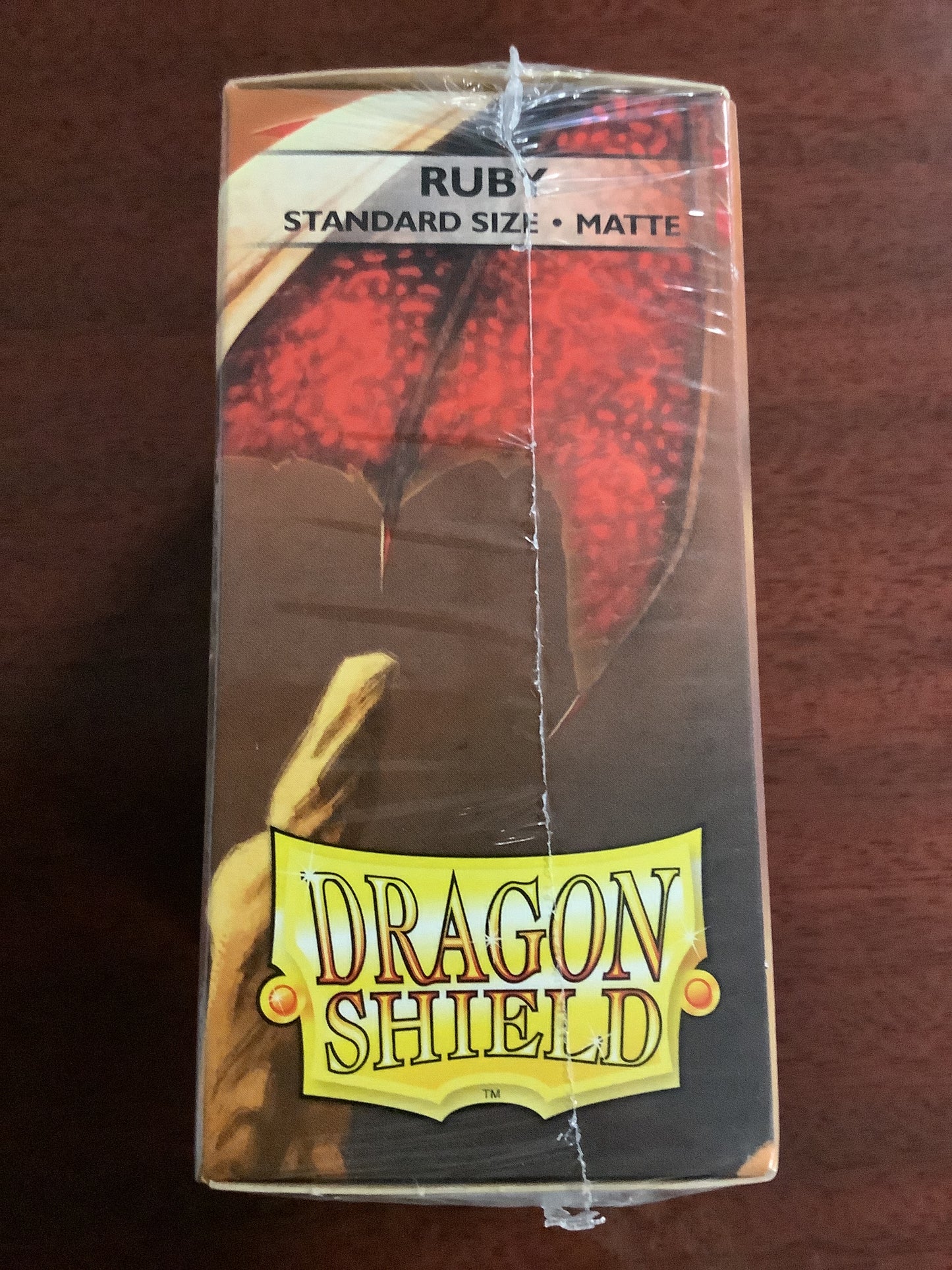 Dragon Shield - Ruby 100 matte sleeves
