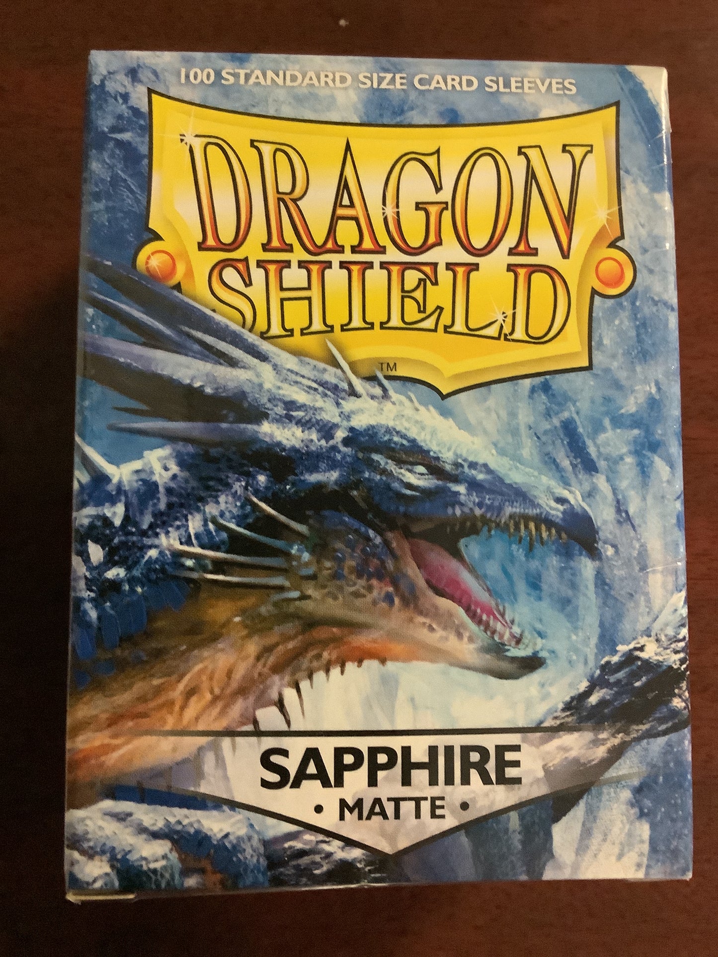 Dragon Shield - Sapphire 100 matte sleeves